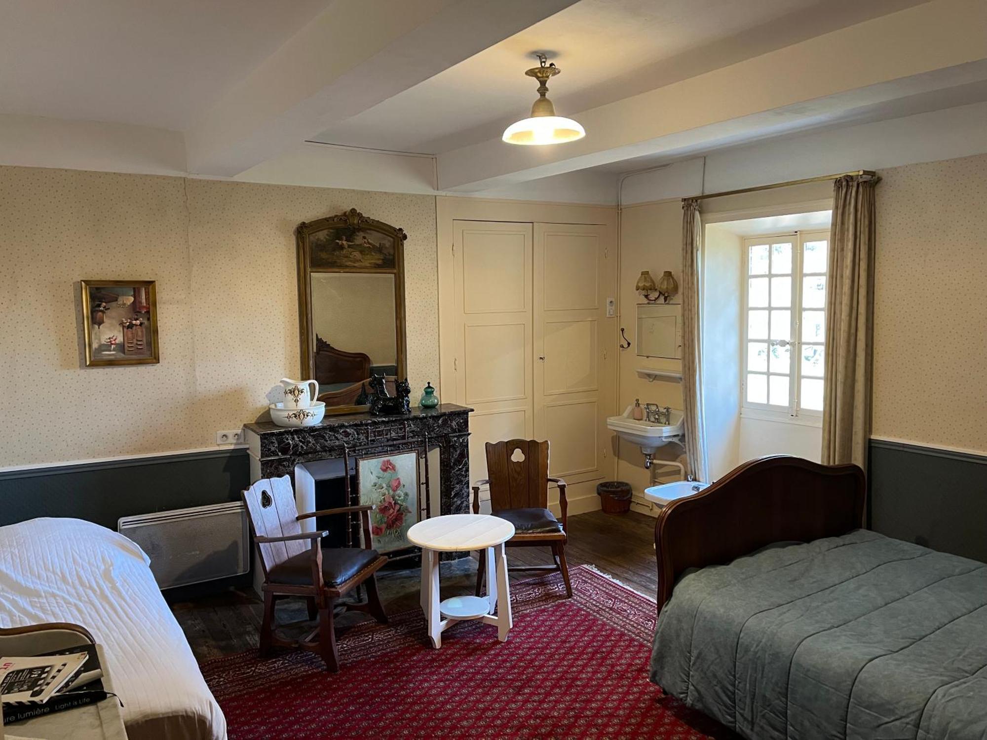 Saint-Laurent-du-Pape Domaine De L'Amiral B&B 외부 사진